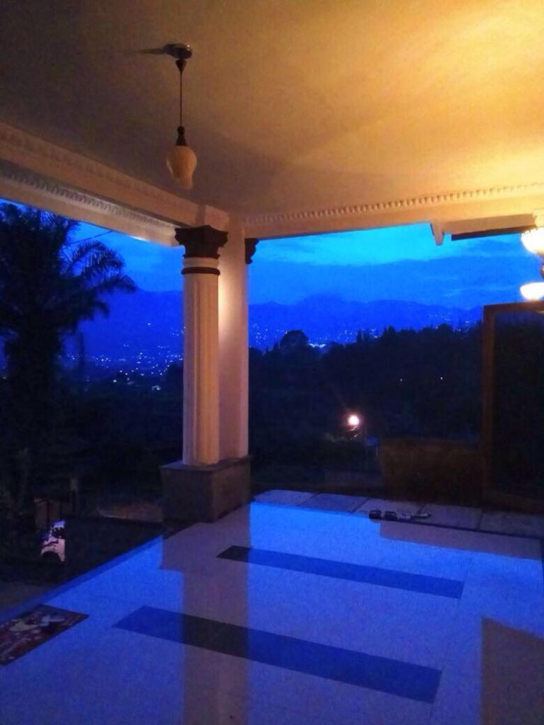 Villa Bravira Cisarua Exterior foto